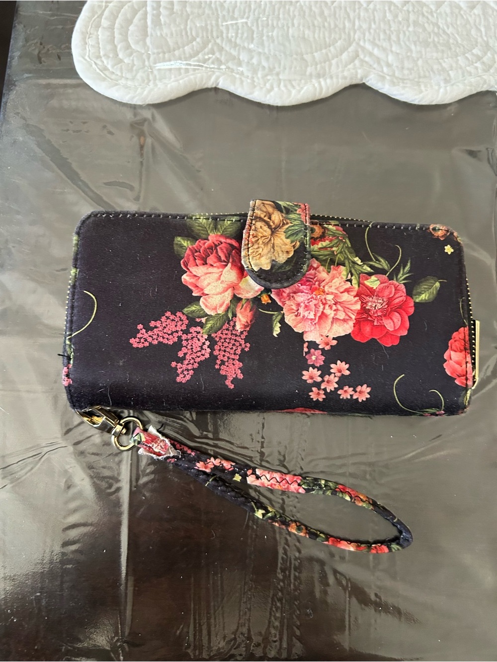 Floral Print Wristlet Wallet - Black Floral